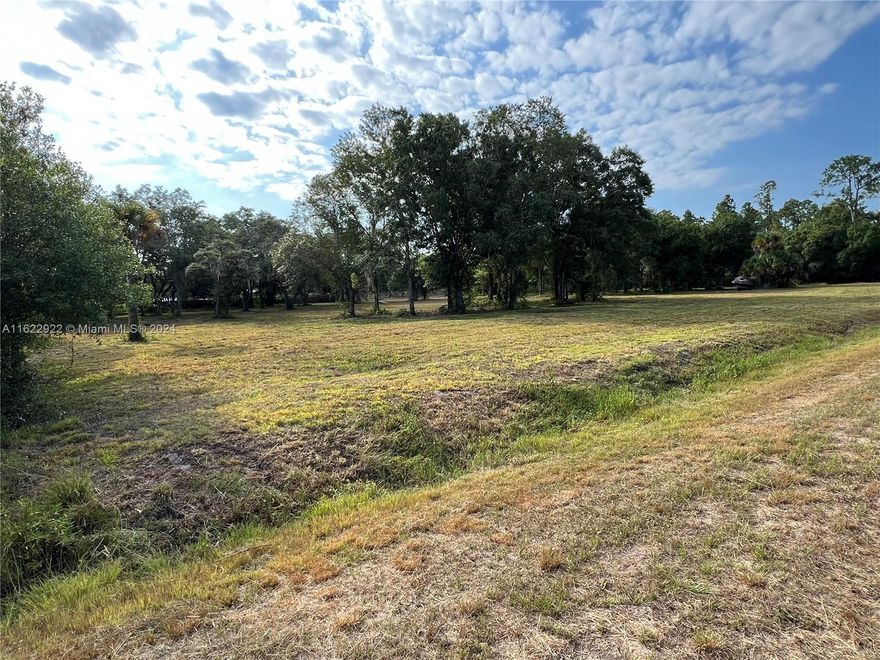 For Sale: Two Parcels Totaling 2.5 Acres in Montura Ranch! These two adjacent parcels, located at 555 and 545 N Zambria Street, Clewiston, FL 33440, together span 2.5 acres. The majority of the property is clean and clear, featuring some lovely oak trees for shade. The perimeter is fenced, except for the front, and the entrance includes drainage. This high and dry property is ready for building. Montura Ranch offers a community clubhouse, pool, playground, and picnic area for outdoor fun with family and friends. With no HOA or restrictions, you can bring your animals and enjoy country living! Additionally, the property is in an X Flood Zone, so no flood insurance is required.

Double lots like this are rare, so don't miss the opportunity to check out this fantastic property today!