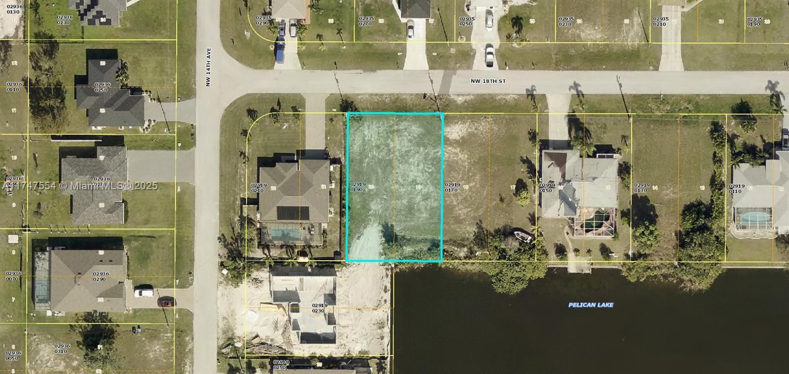 Southern exposure LAKEFRONT LOT! Flood zone X. No HOA.