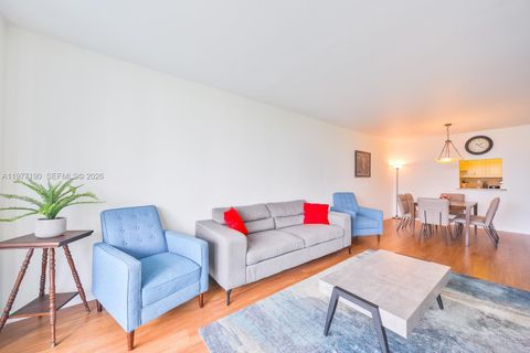 Tiny photo for 19370 Collins Ave #622, Sunny Isles Beach, FL 33160 (MLS # A11977190)