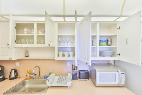 Tiny photo for 19370 Collins Ave #622, Sunny Isles Beach, FL 33160 (MLS # A11977190)