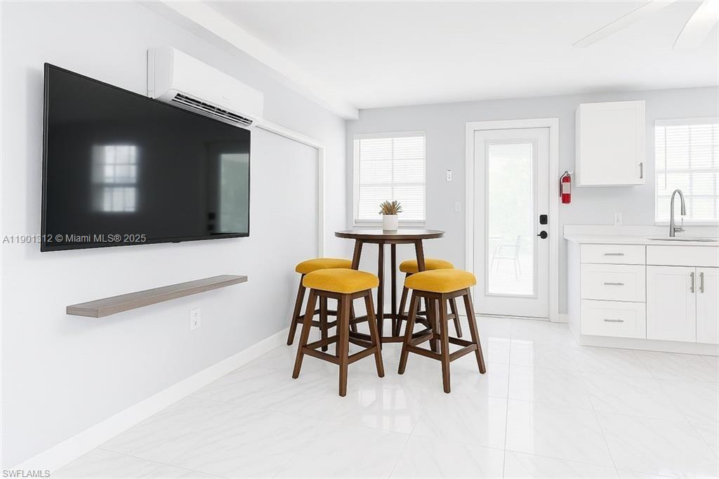 View photos, virtual tours, details... 726 Park Ave