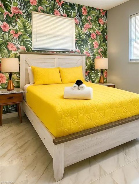 726 Park Ave Naples FL 34110