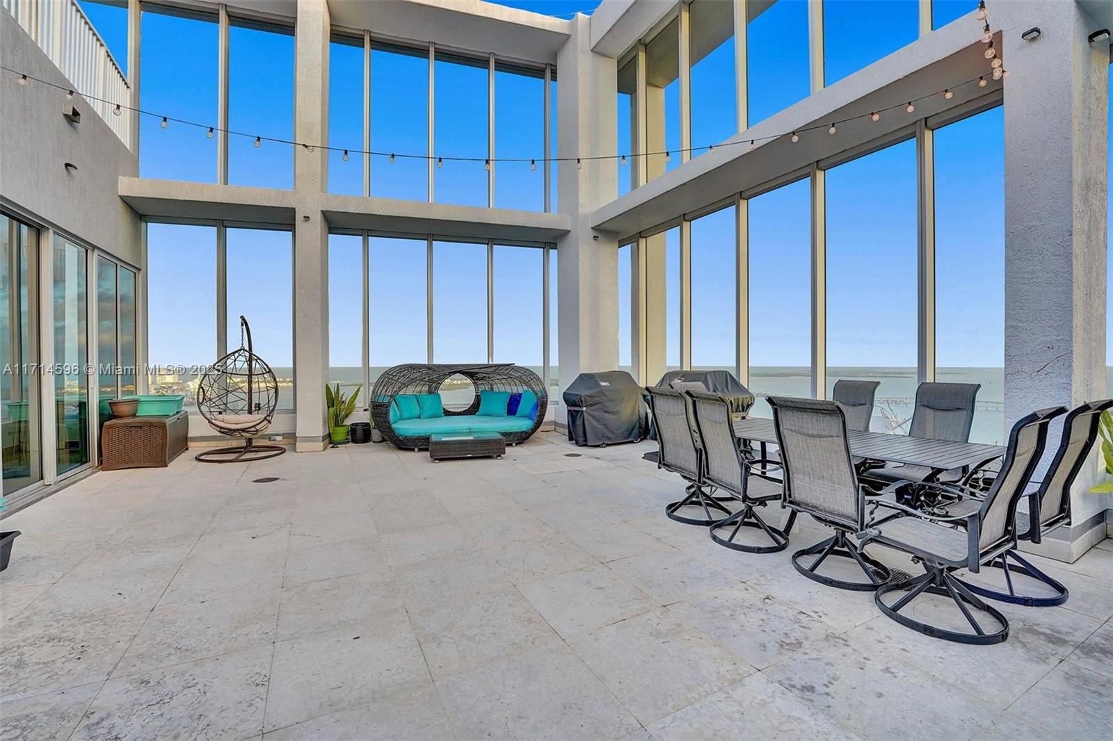 ICON BRICKELL NO TWO - Residential