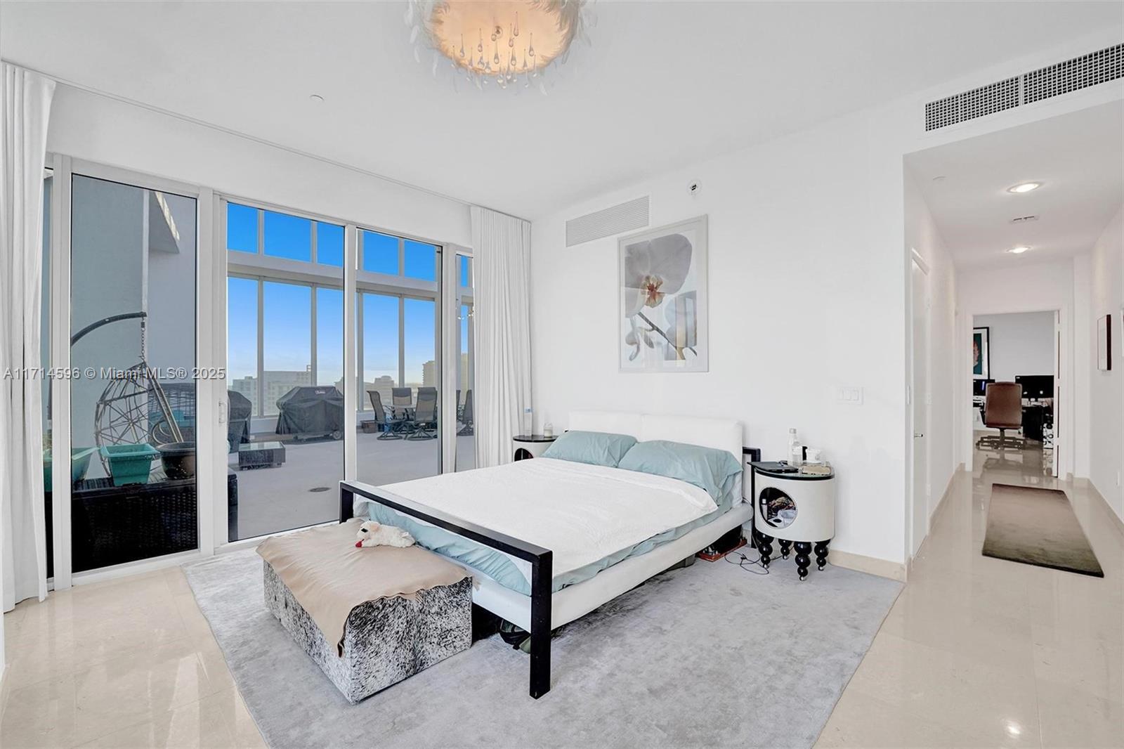 ICON BRICKELL NO TWO - Residential