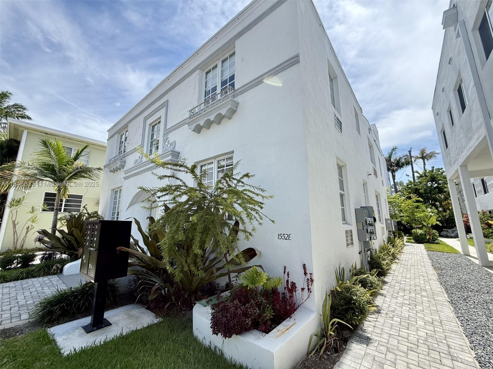 LINCOLN SUB - Residential Lease