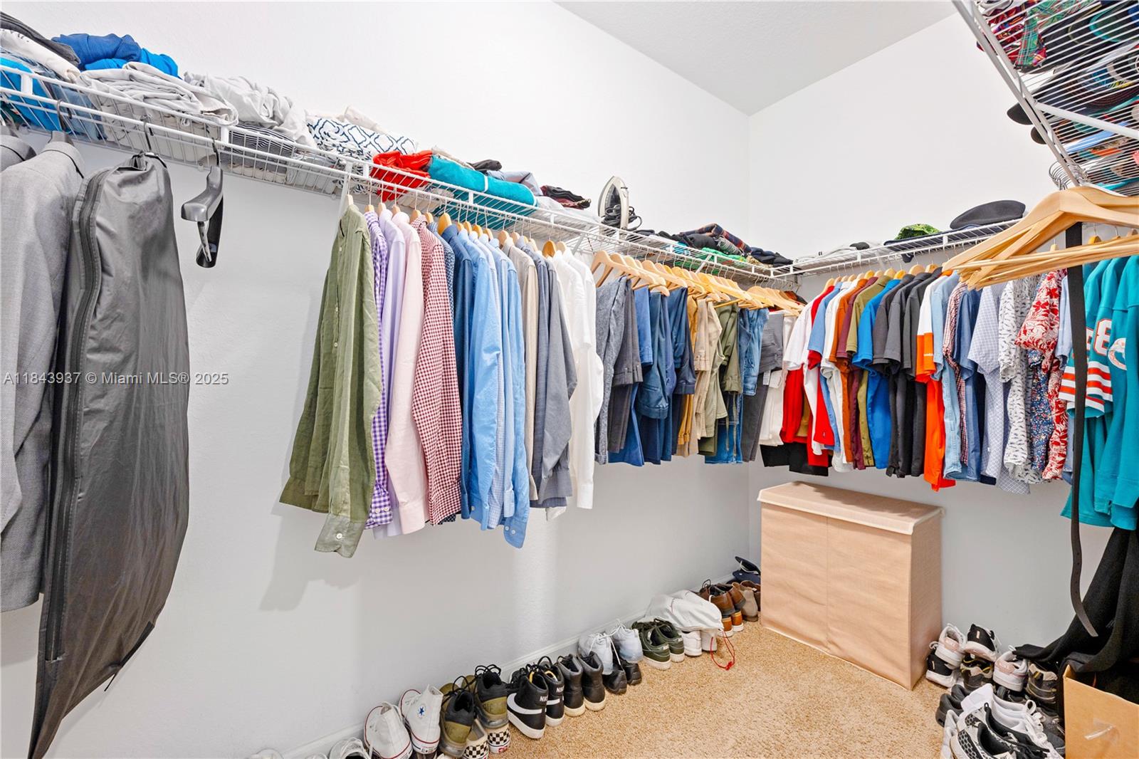 CRICKET CLUB - Residential