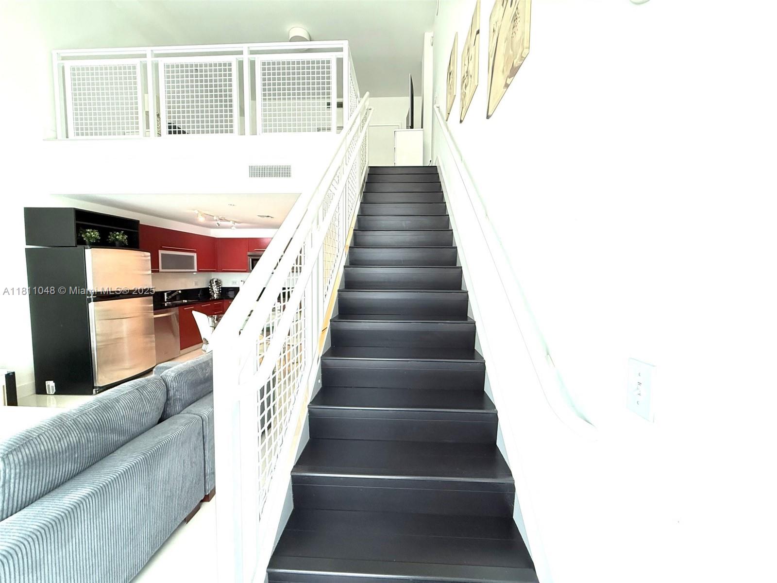VIZCAYNE SOUTH CONDO - Residential