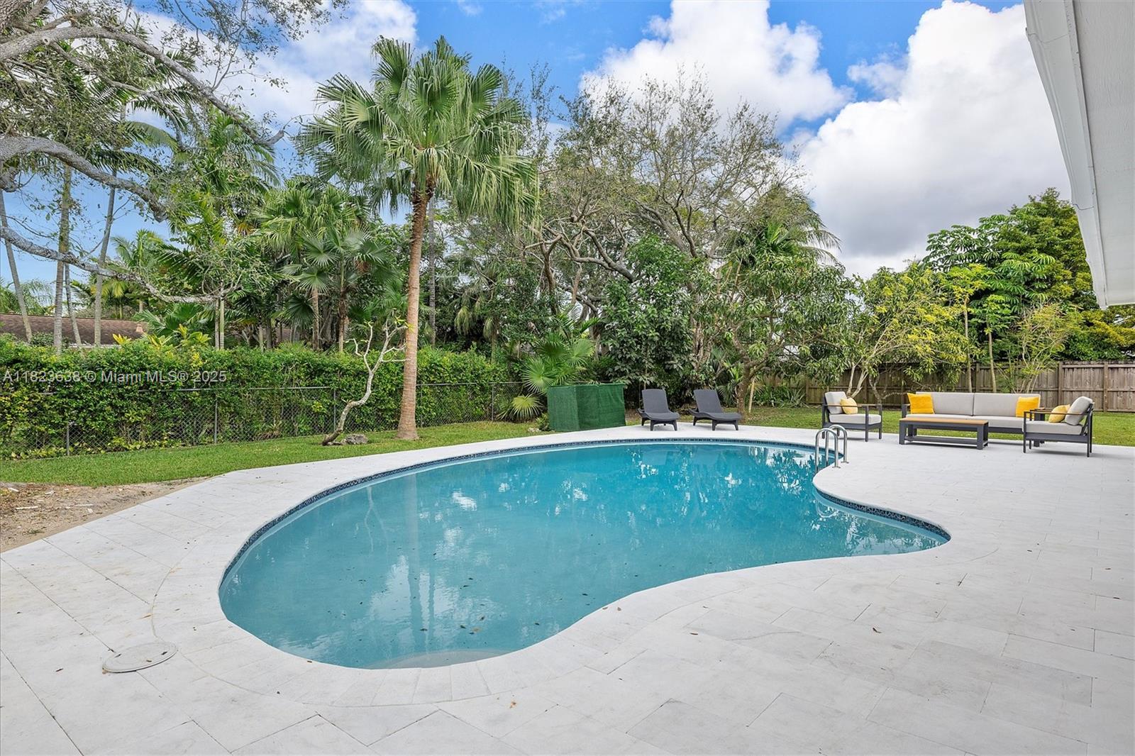 PINE ACRES SEC 4 - Residential