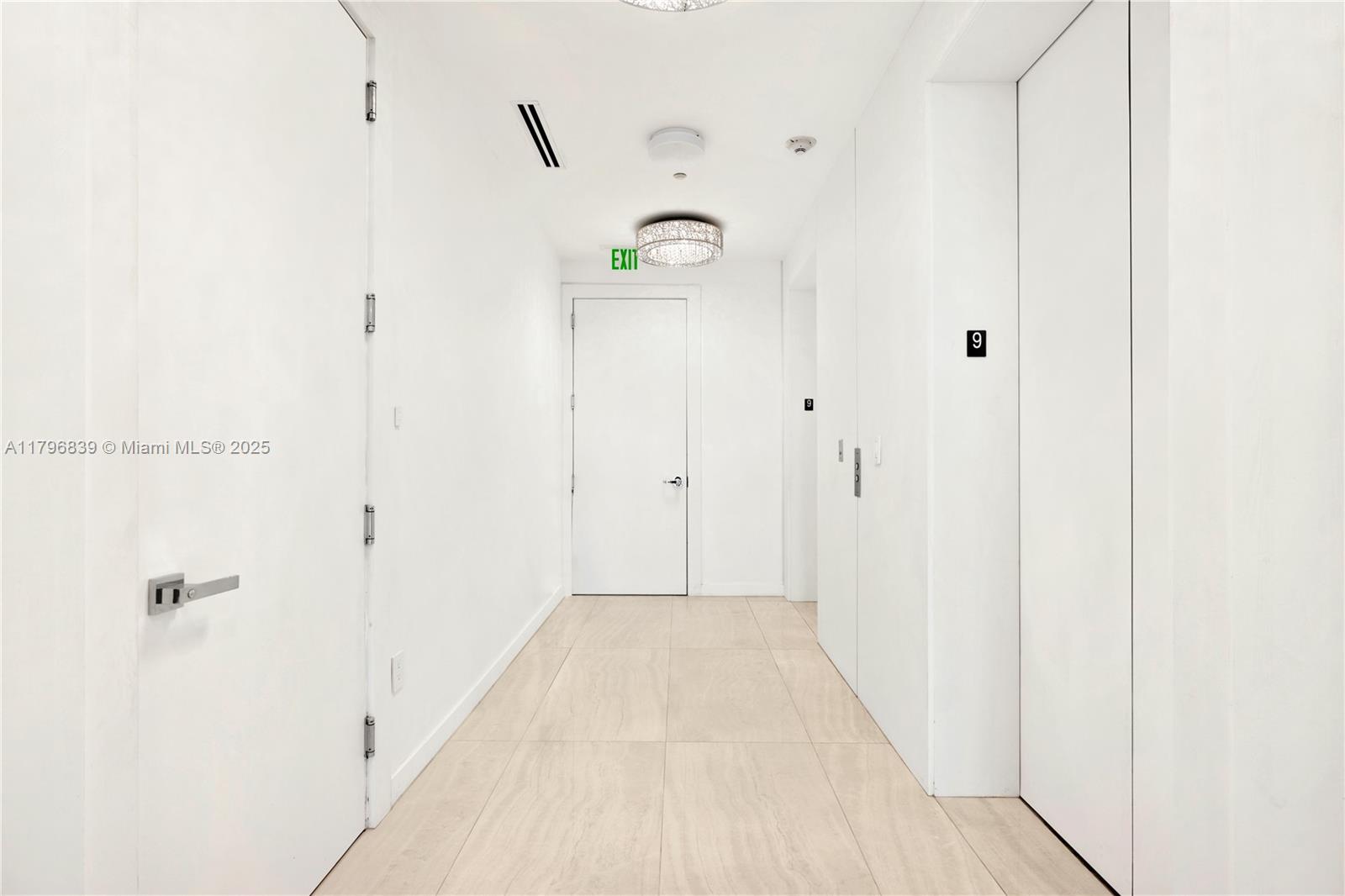 Continuum on South Beach - Residential