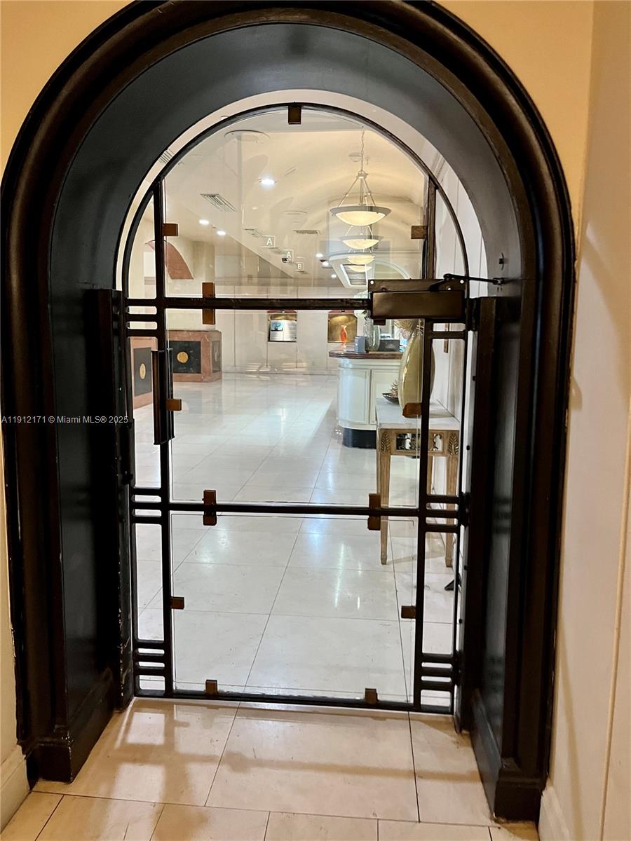 VENETIA CONDO - Residential