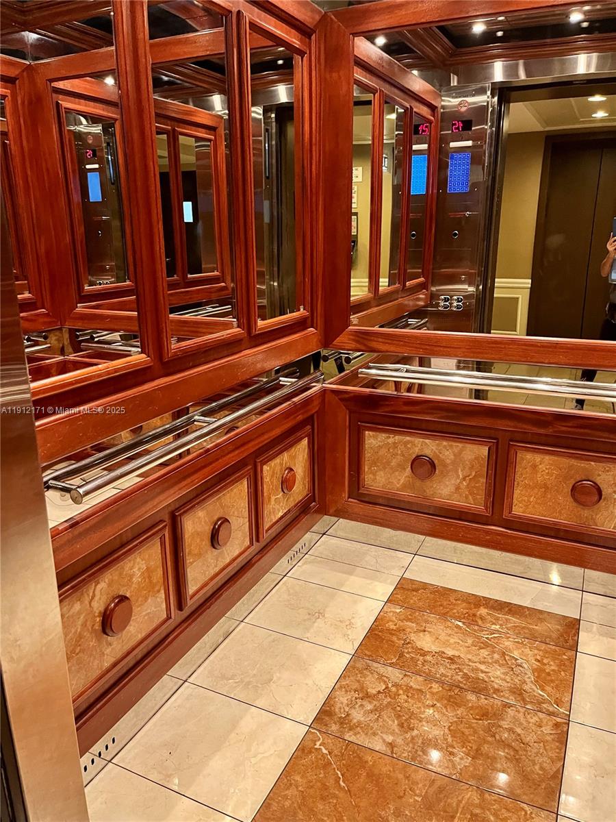 VENETIA CONDO - Residential