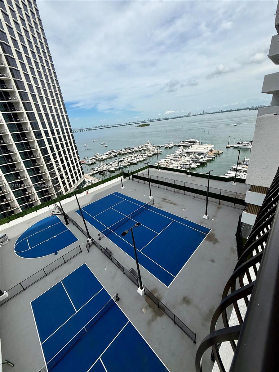 VENETIA CONDO - Residential