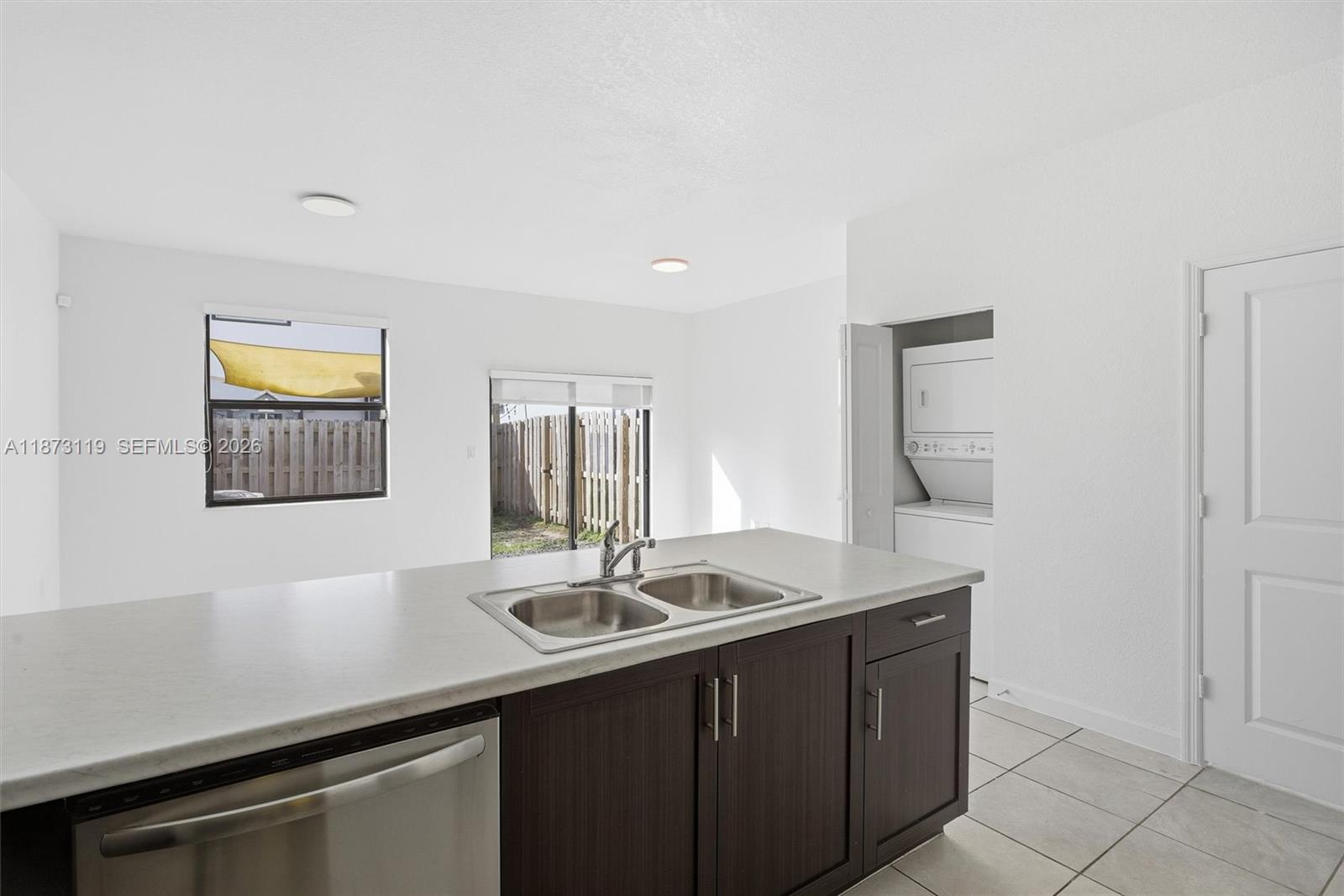 PINE ISLE - Residential