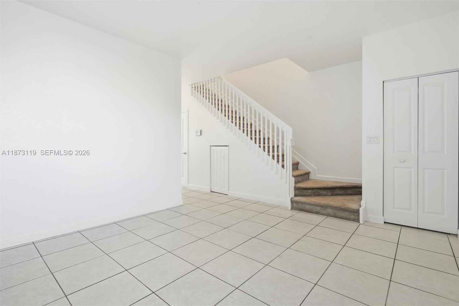 PINE ISLE - Residential