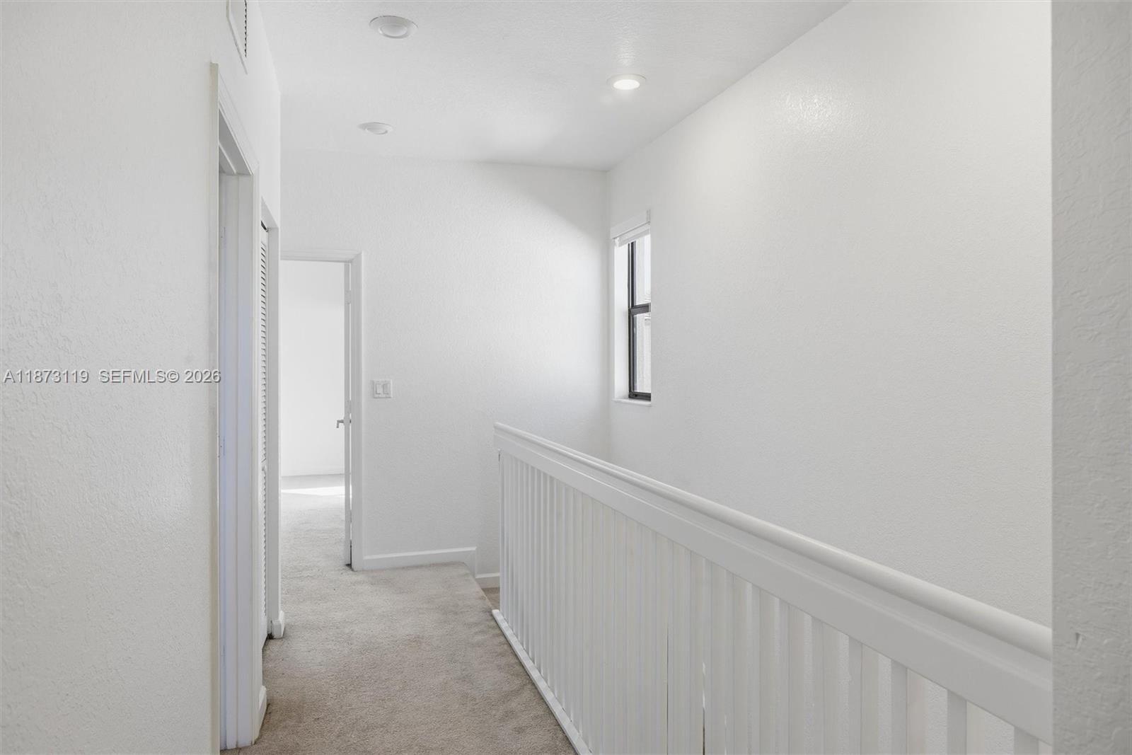 PINE ISLE - Residential