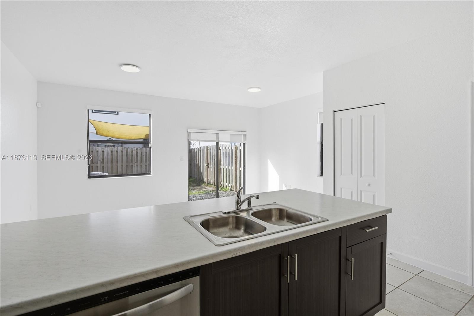 PINE ISLE - Residential