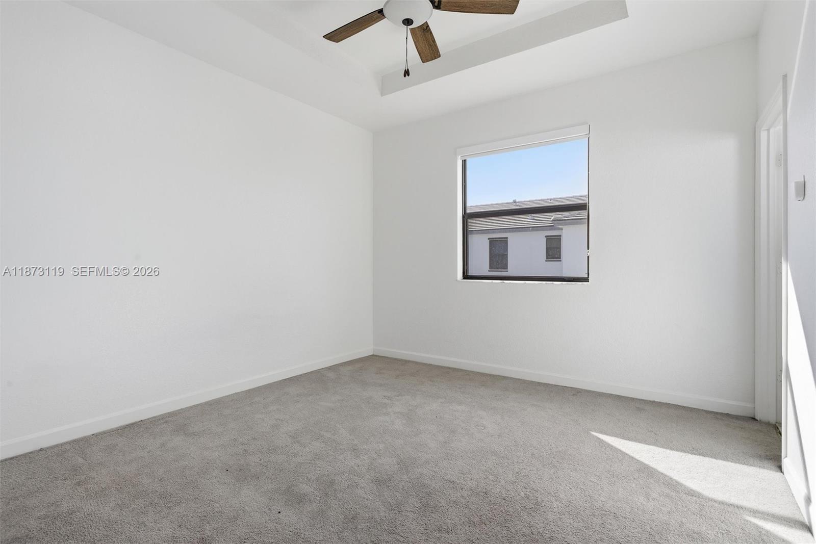 PINE ISLE - Residential