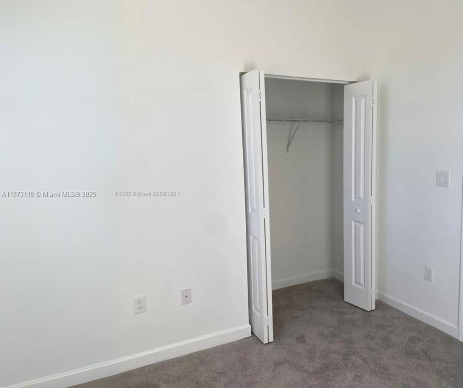 PINE ISLE - Residential