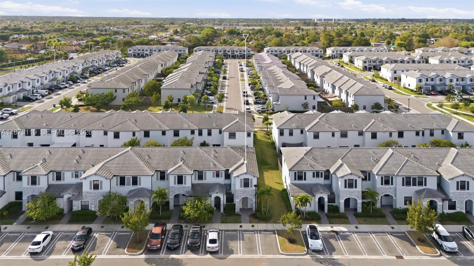 PINE ISLE - Residential