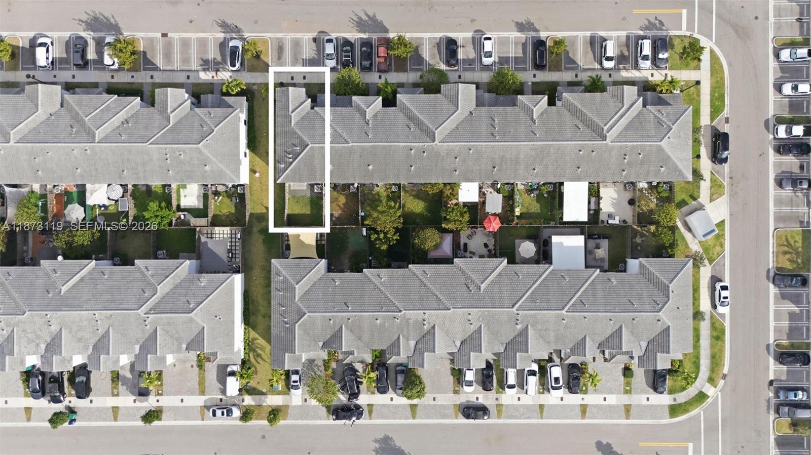 PINE ISLE - Residential