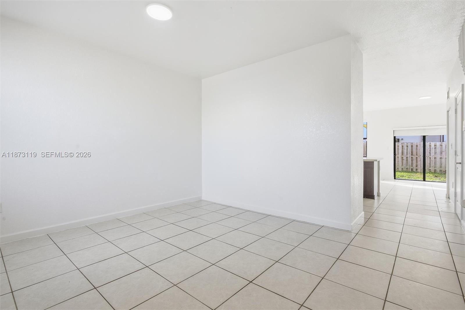 PINE ISLE - Residential