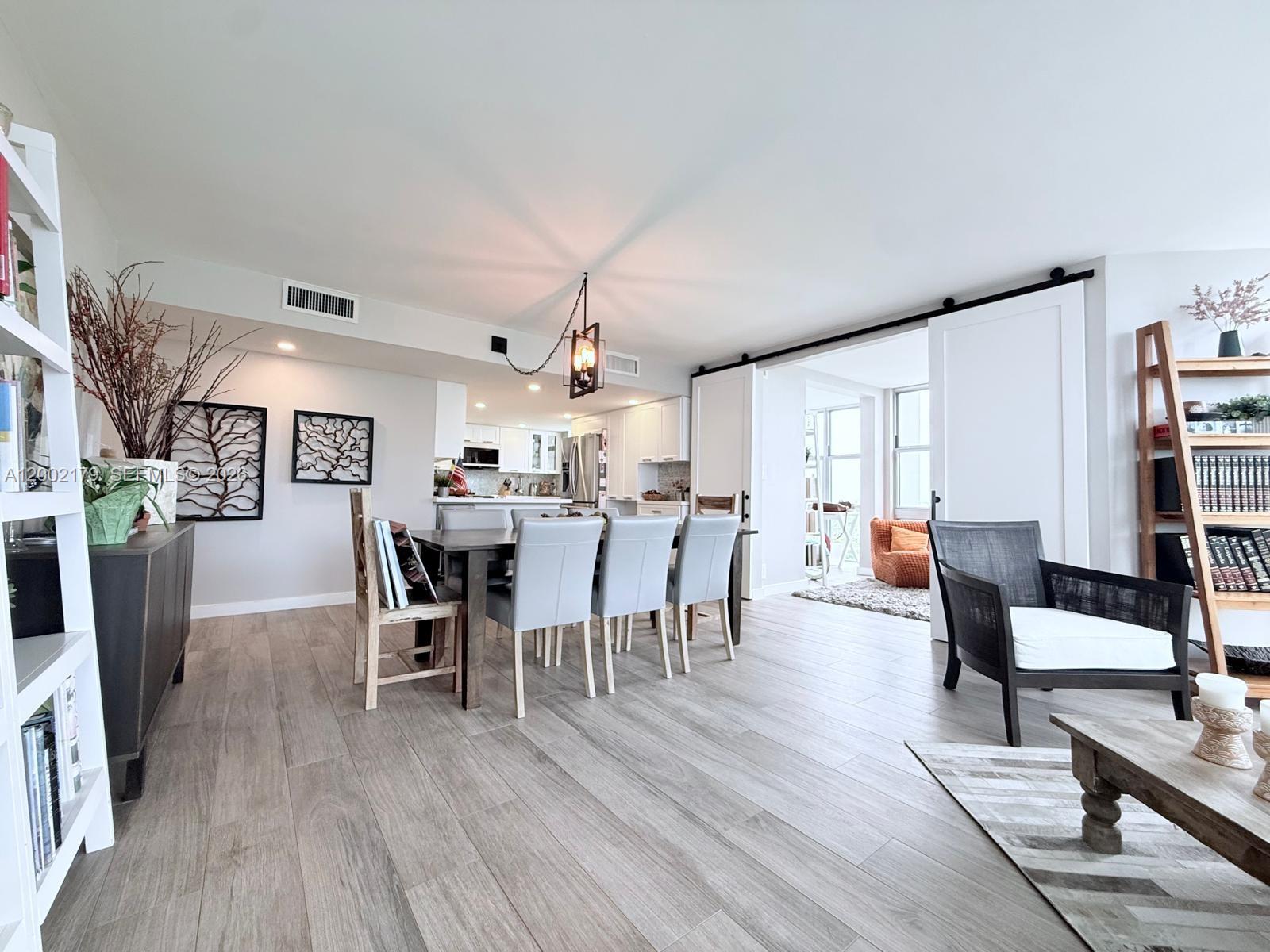 BRICKELL PLACE CONDO - Residential Lease