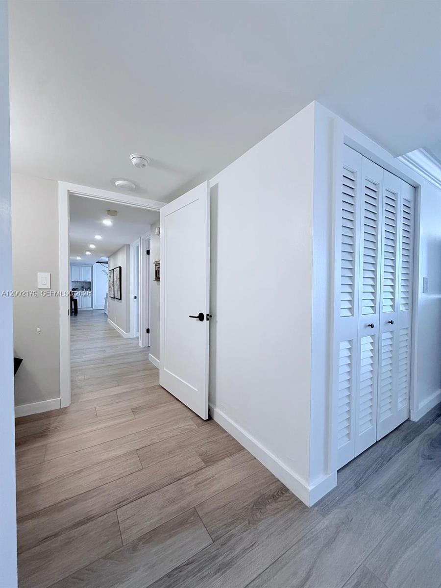 BRICKELL PLACE CONDO - Residential Lease