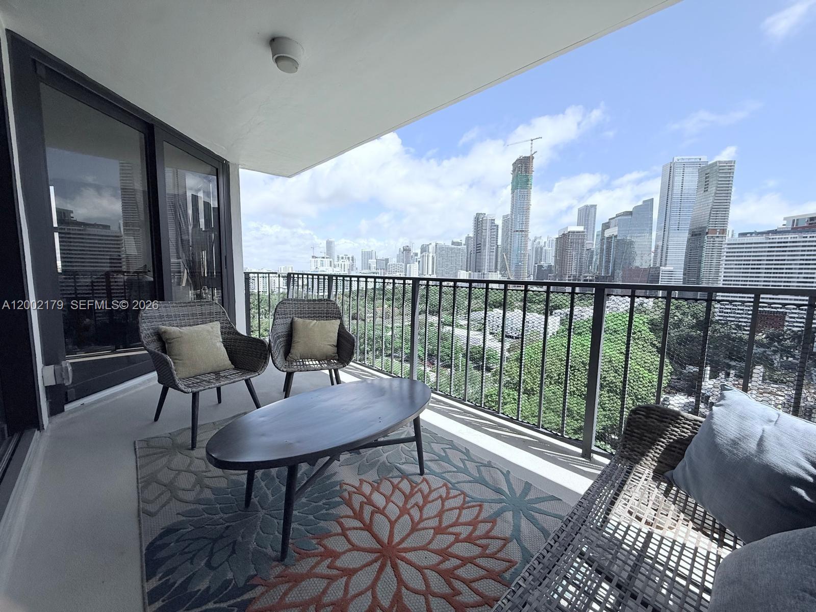 BRICKELL PLACE CONDO - Residential Lease