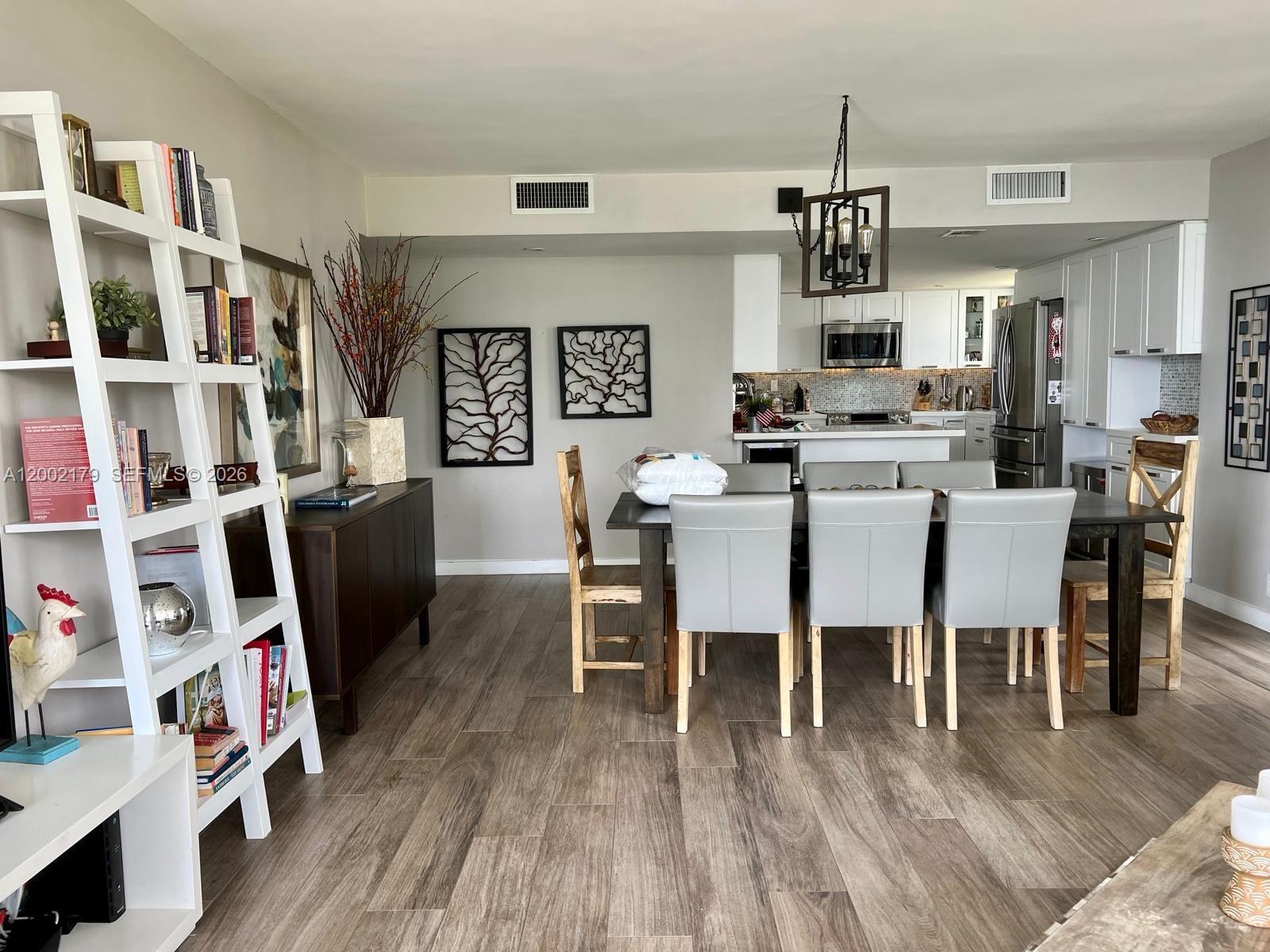 1901 Brickell Ave B1809