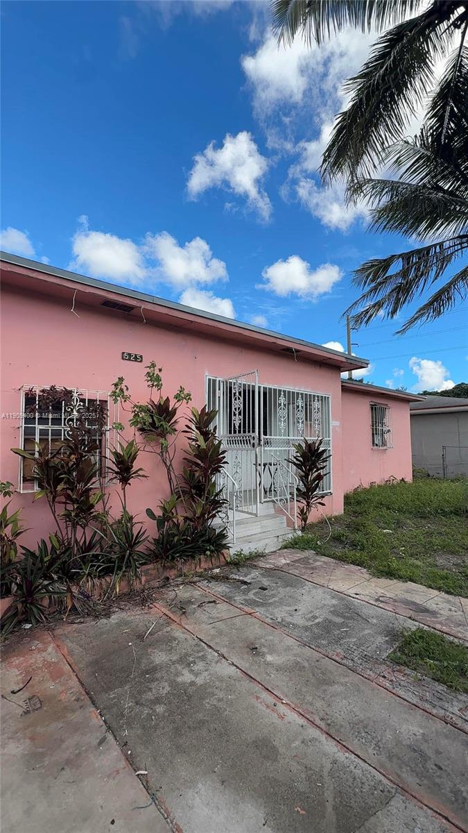 ALHAMBRA HEIGHTS - Residential