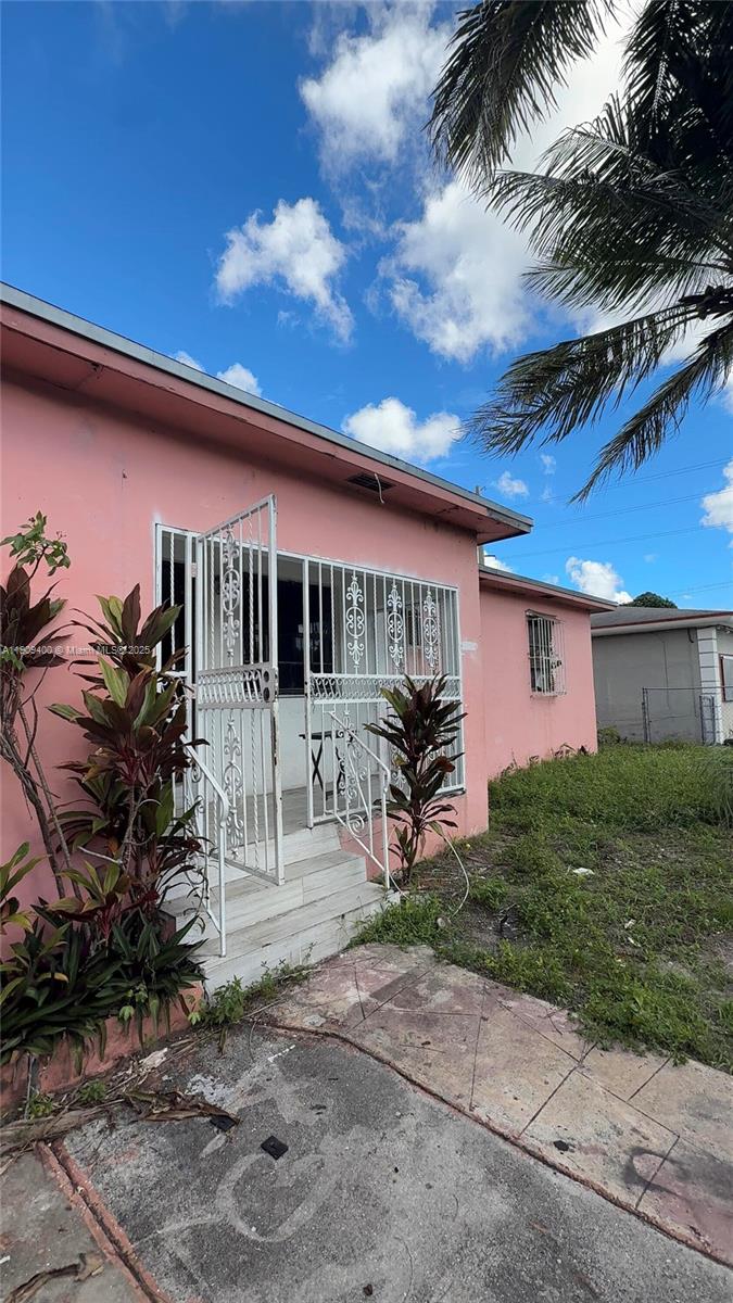 ALHAMBRA HEIGHTS - Residential