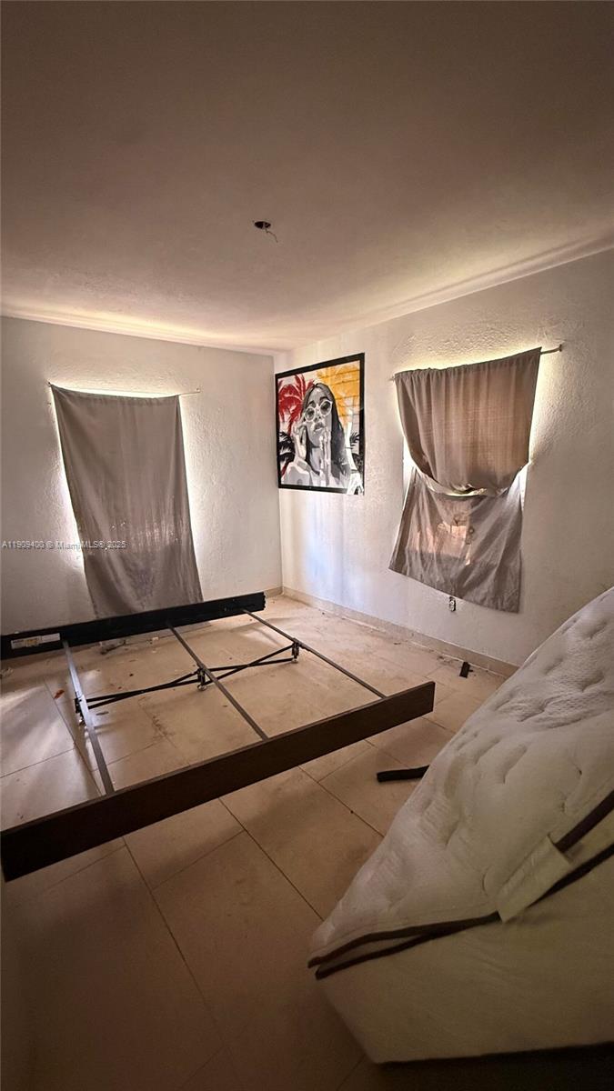 ALHAMBRA HEIGHTS - Residential