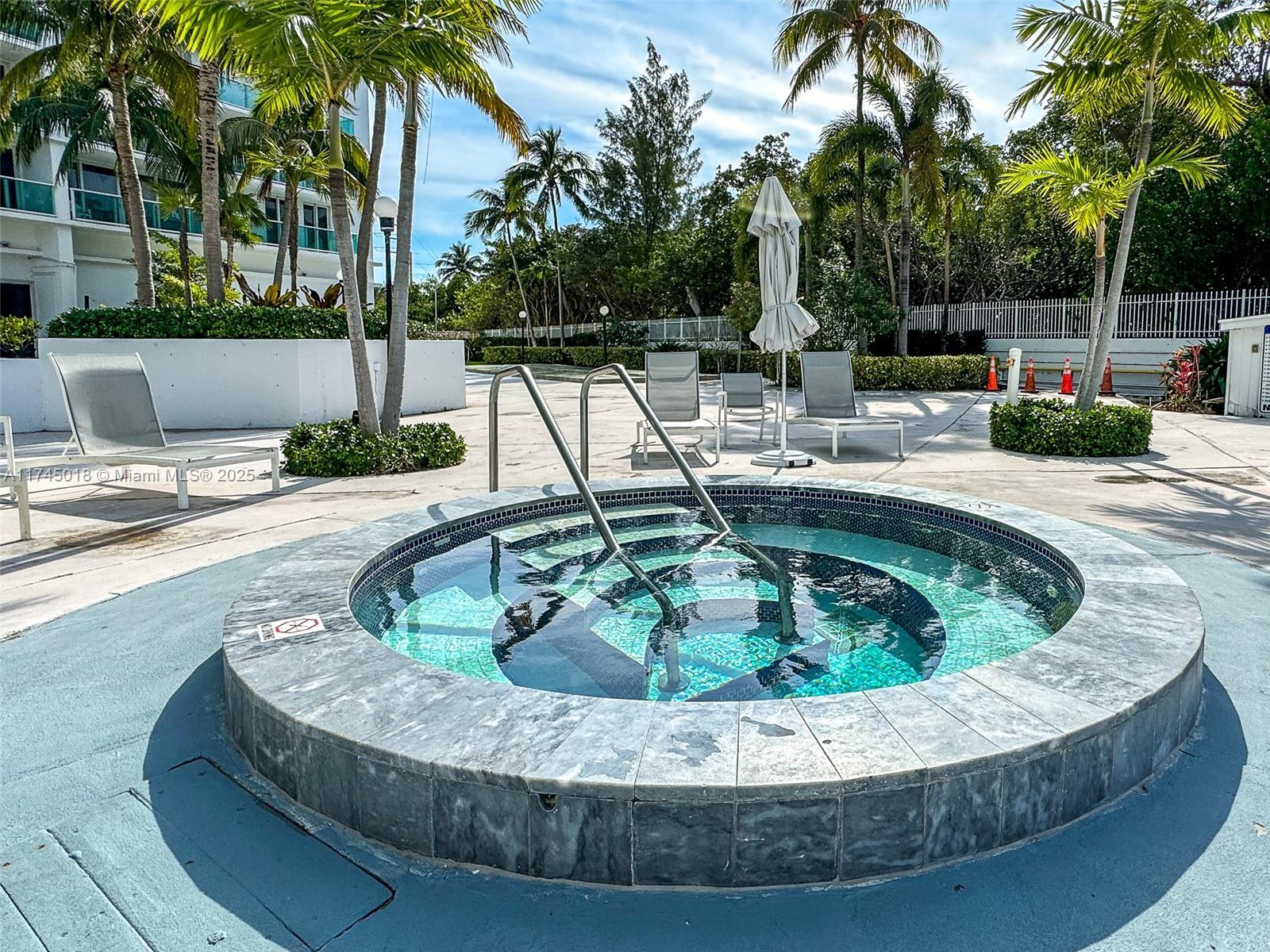 ARLEN HOUSE EAST CONDO - Residential