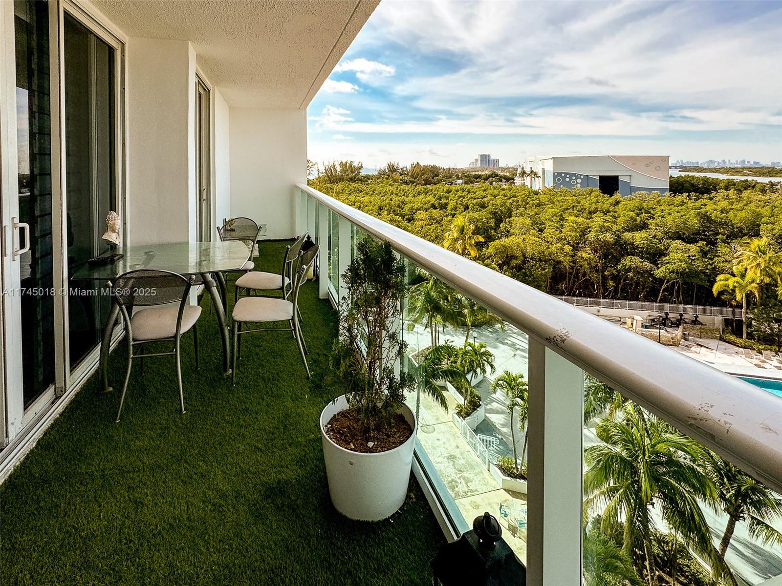 ARLEN HOUSE EAST CONDO - Residential