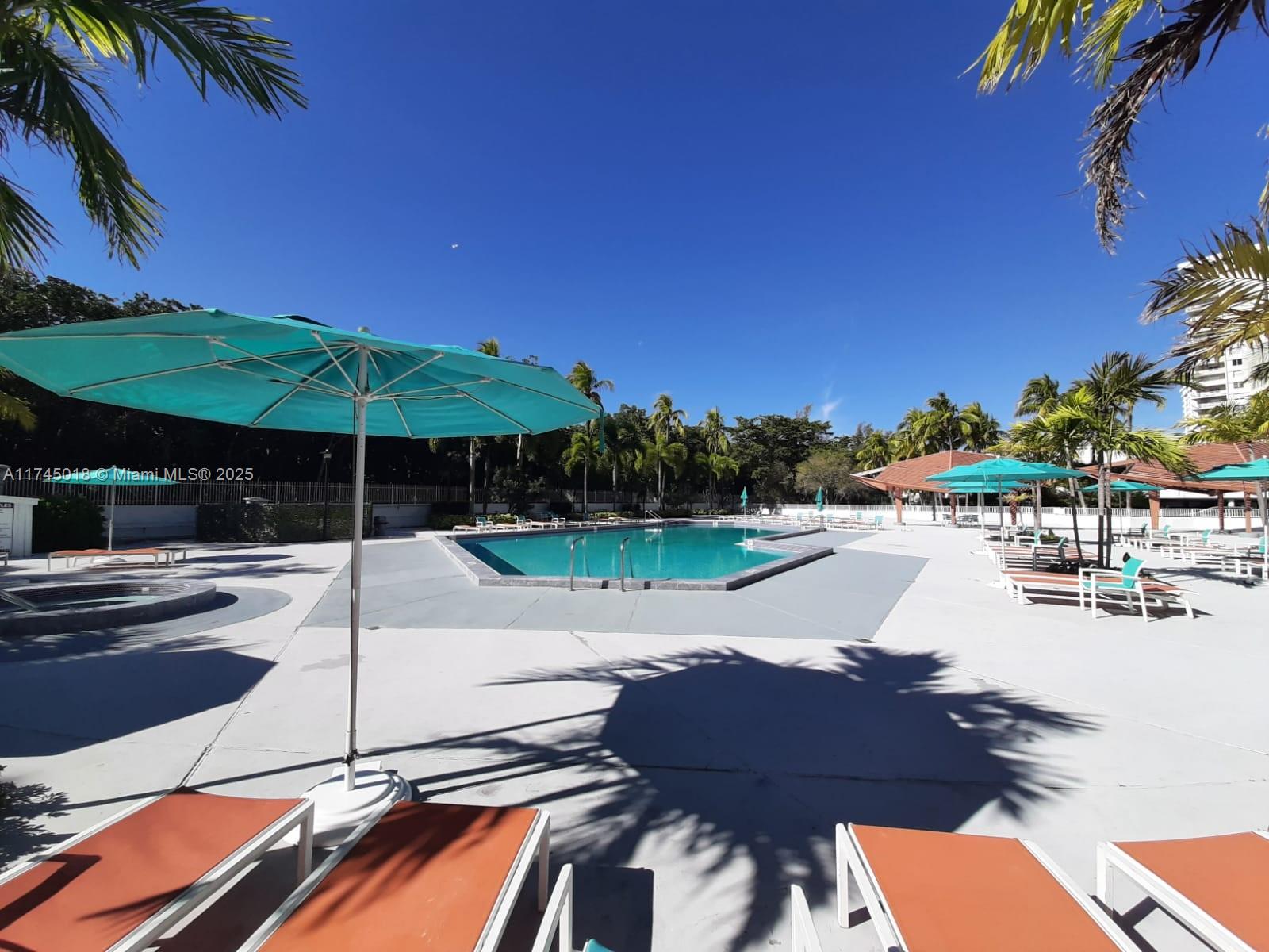 ARLEN HOUSE EAST CONDO - Residential