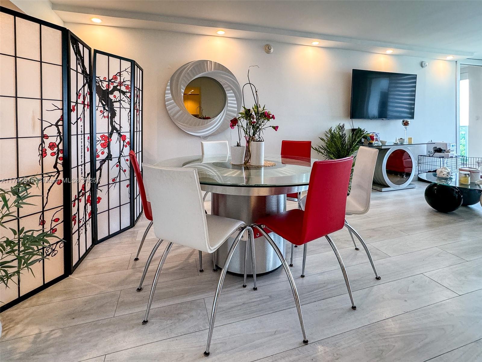 ARLEN HOUSE EAST CONDO - Residential
