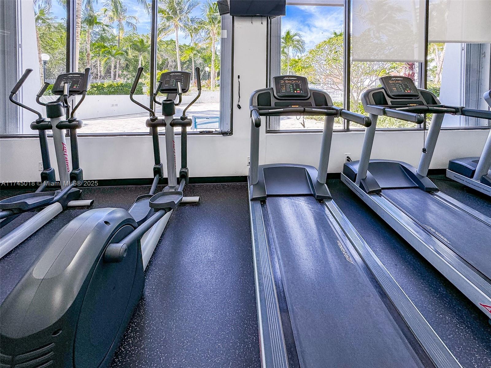 ARLEN HOUSE EAST CONDO - Residential