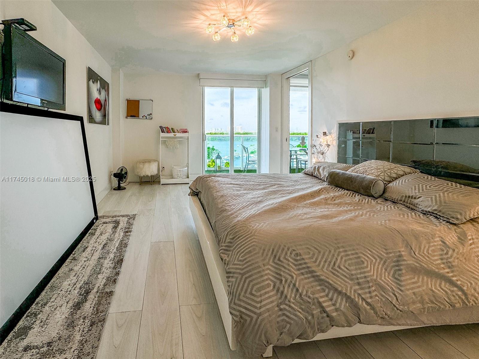 ARLEN HOUSE EAST CONDO - Residential