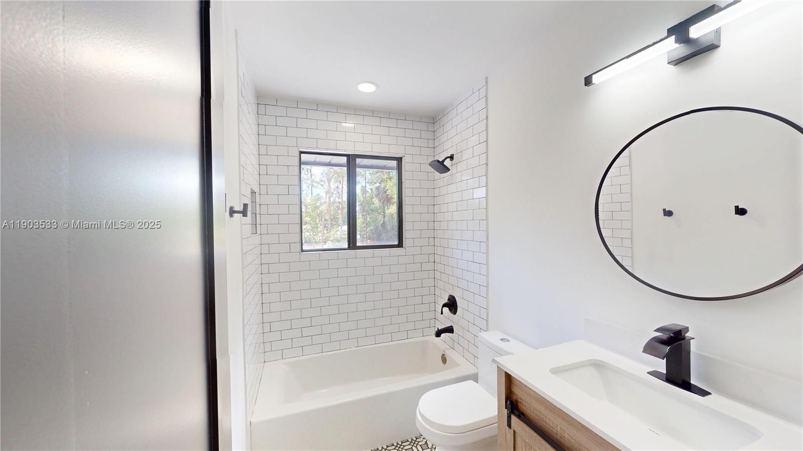 LOXAHATCHEE GROVES - Residential