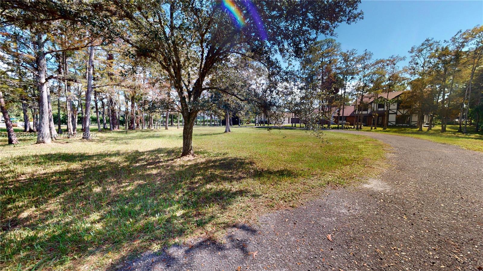 LOXAHATCHEE GROVES - Residential