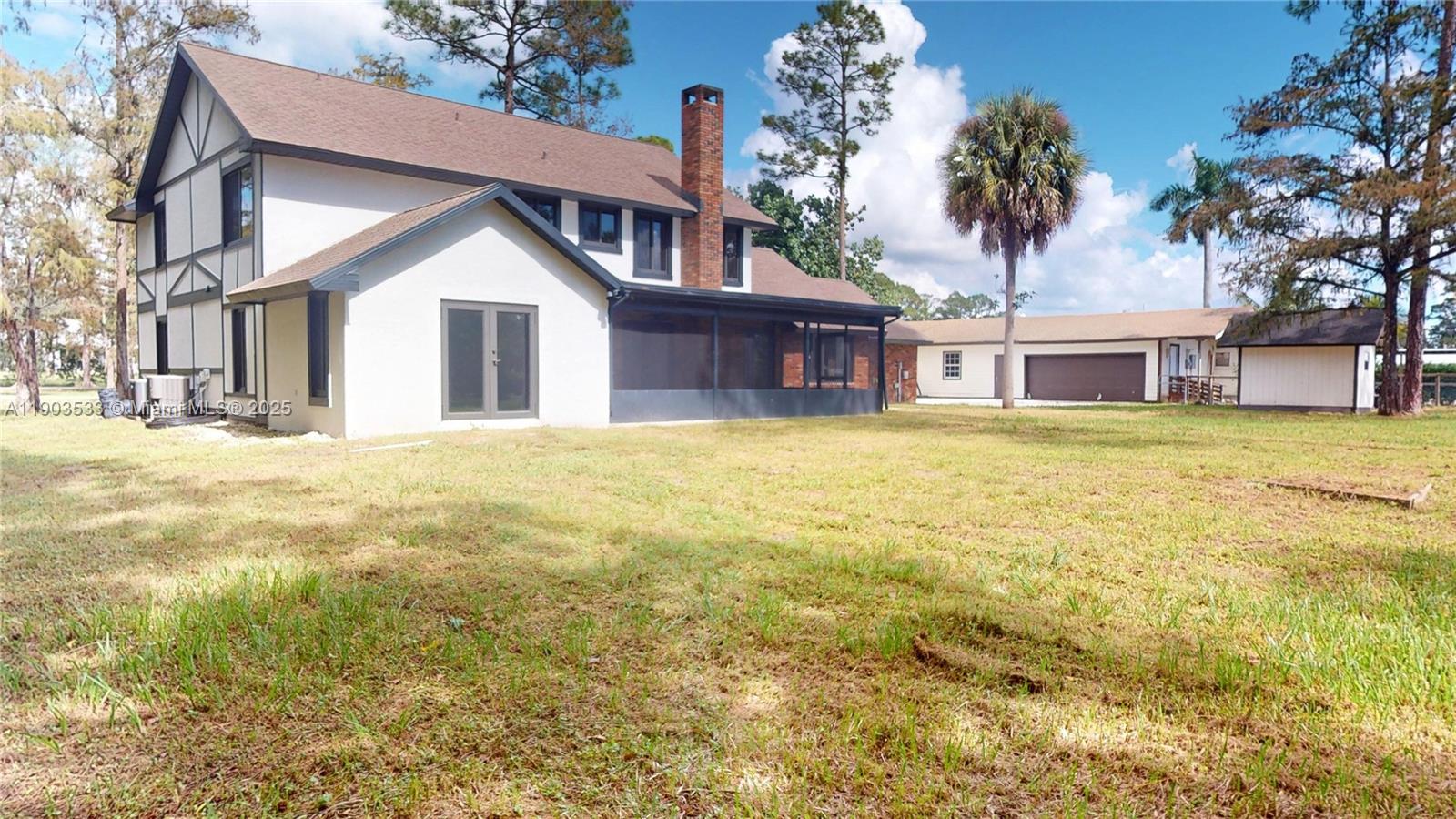 LOXAHATCHEE GROVES - Residential