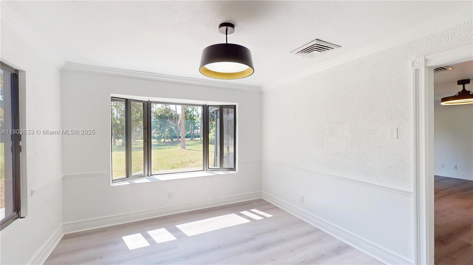 LOXAHATCHEE GROVES - Residential