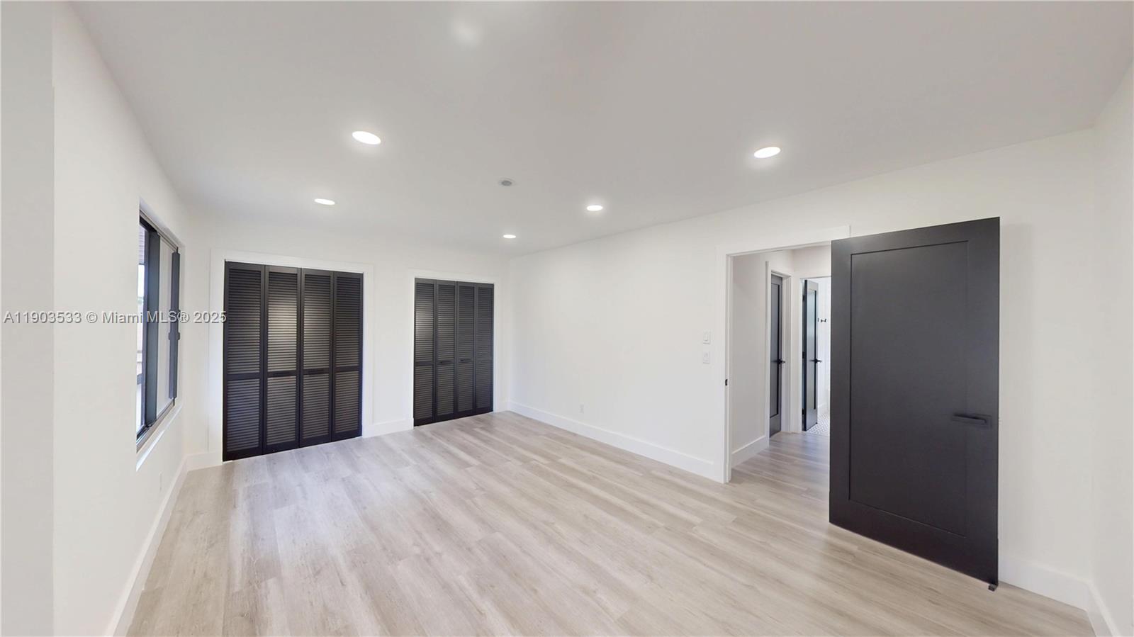 LOXAHATCHEE GROVES - Residential