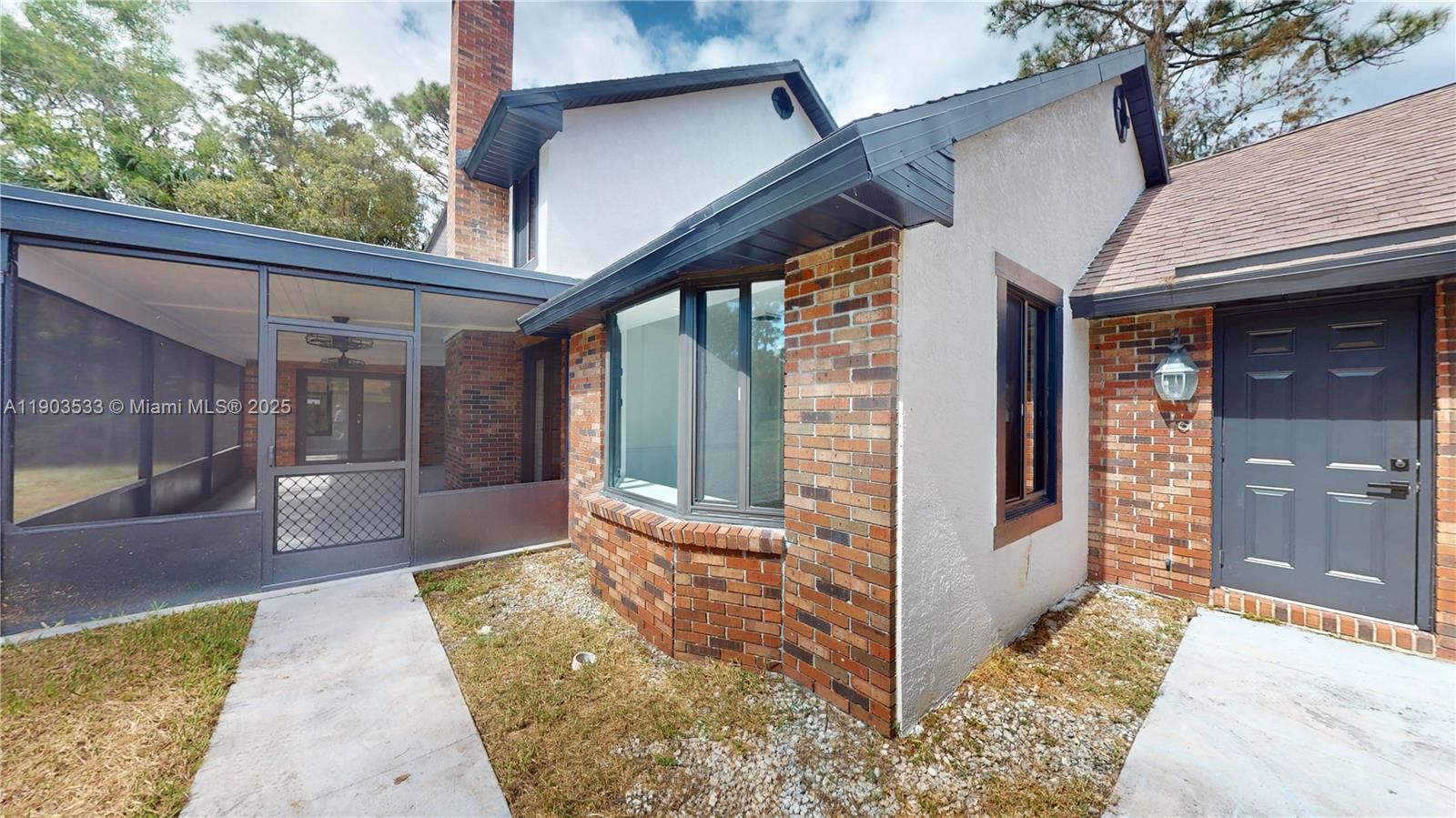 LOXAHATCHEE GROVES - Residential