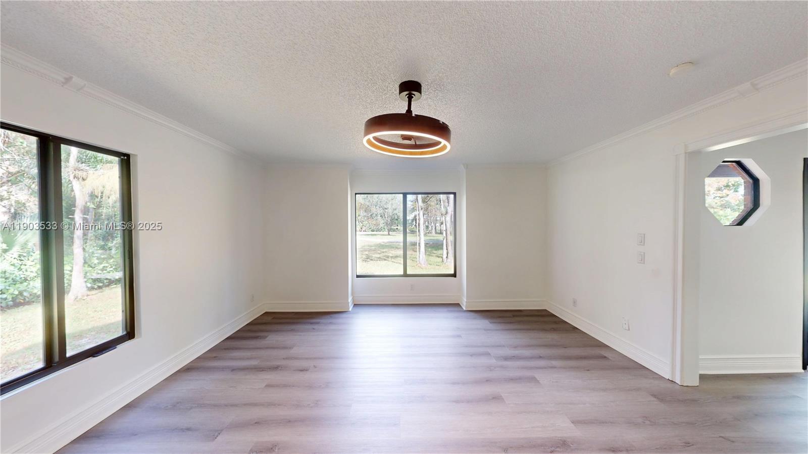 LOXAHATCHEE GROVES - Residential