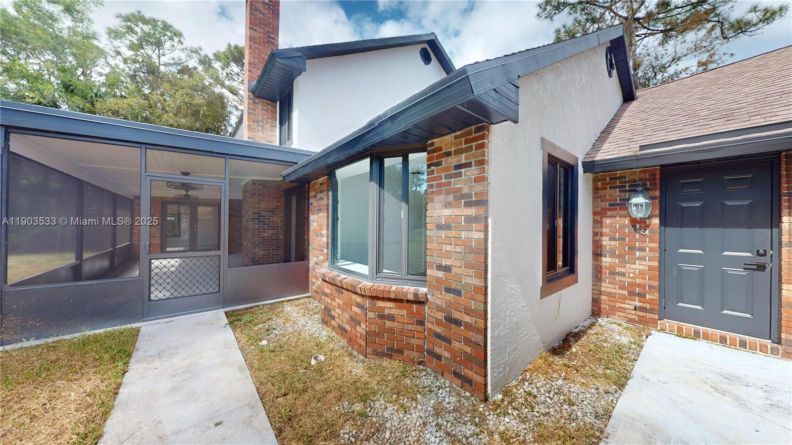 LOXAHATCHEE GROVES - Residential