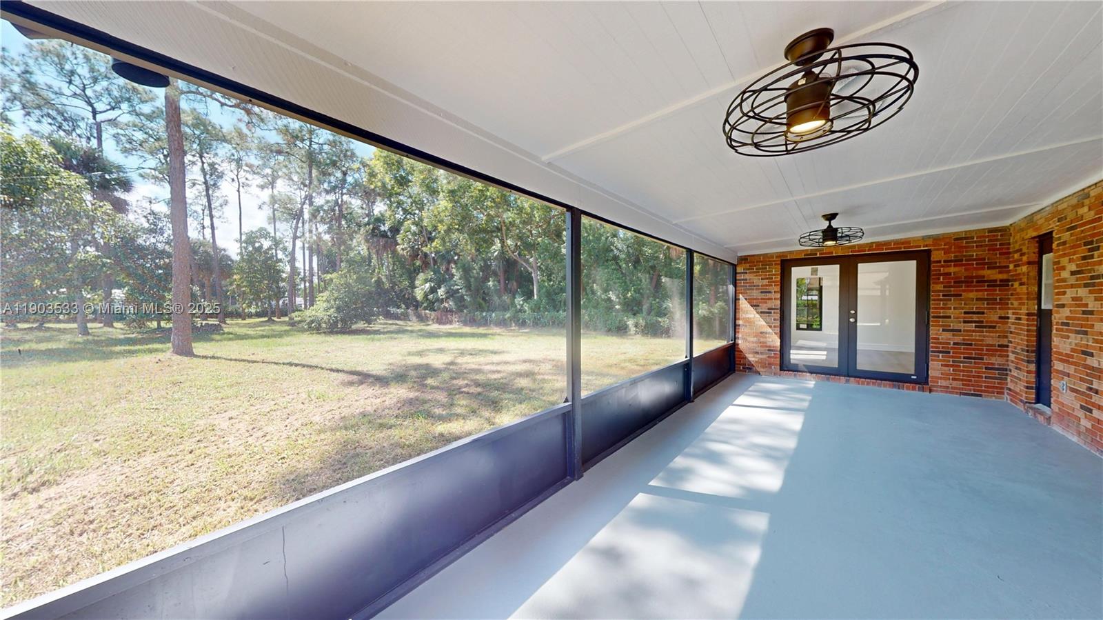 LOXAHATCHEE GROVES - Residential