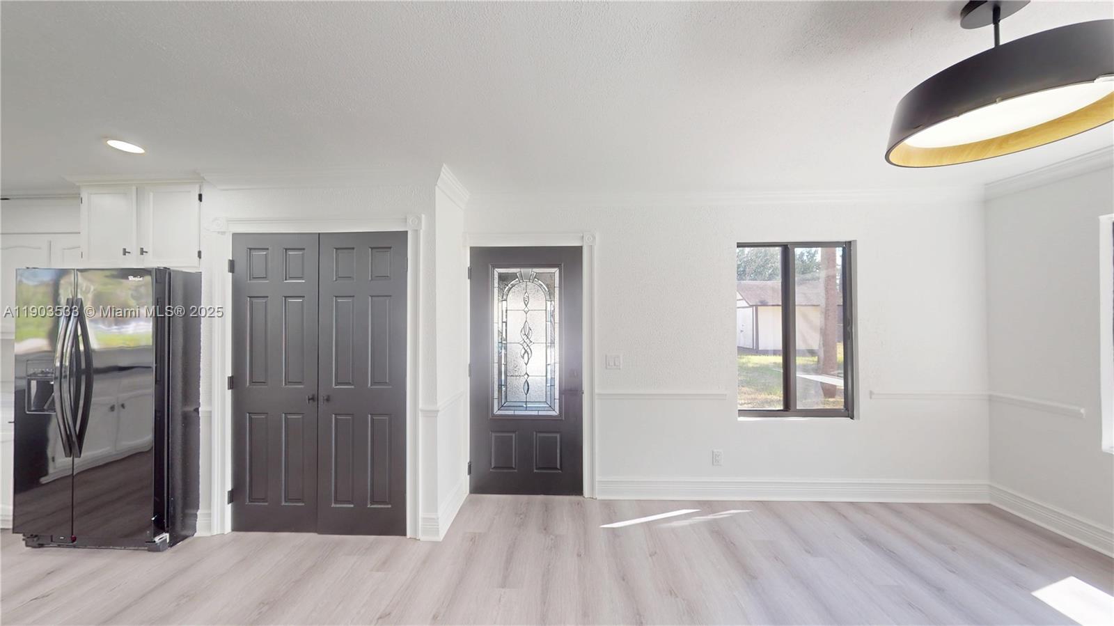 LOXAHATCHEE GROVES - Residential