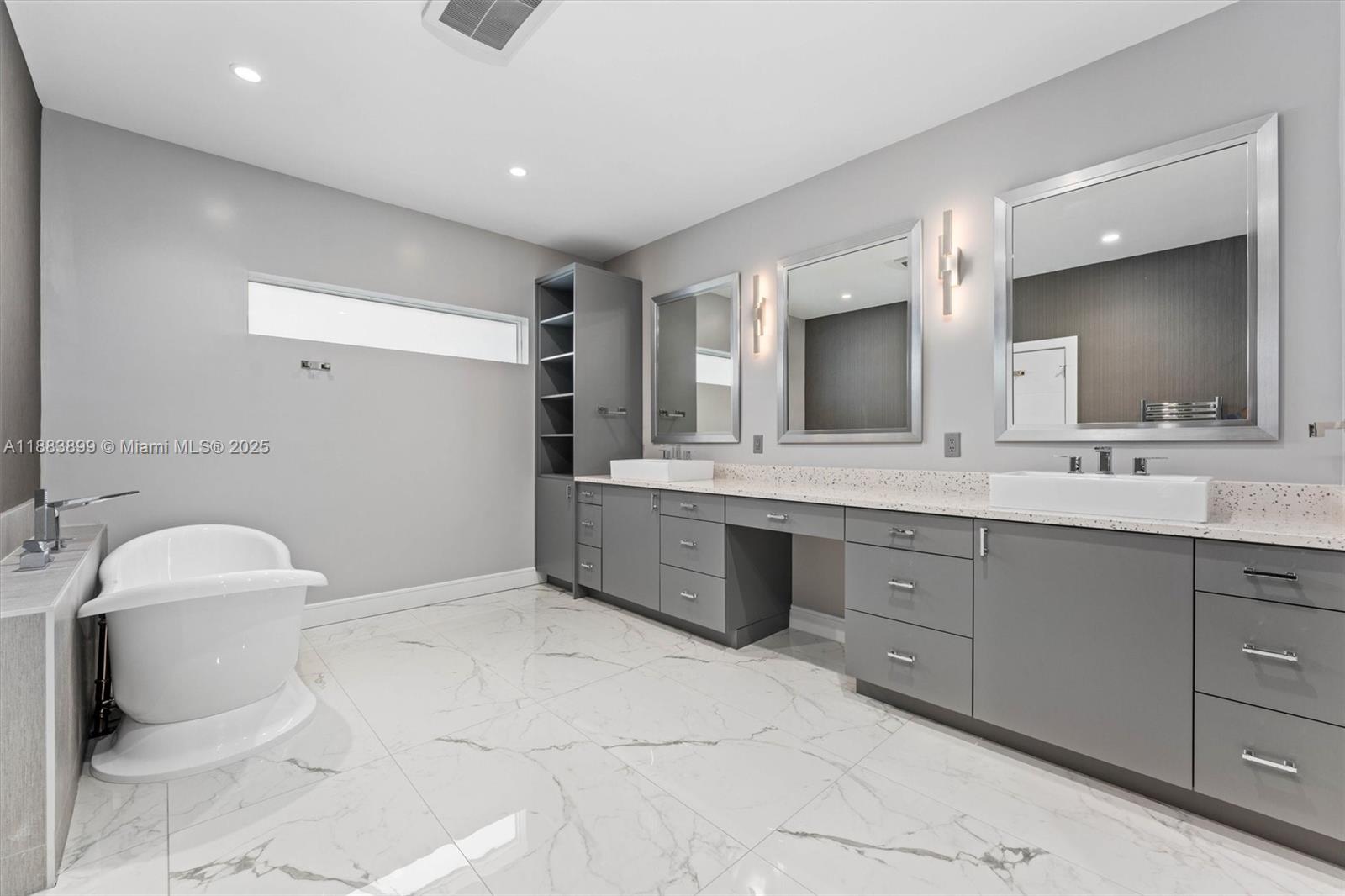 HILLSBORO ISLES - Residential