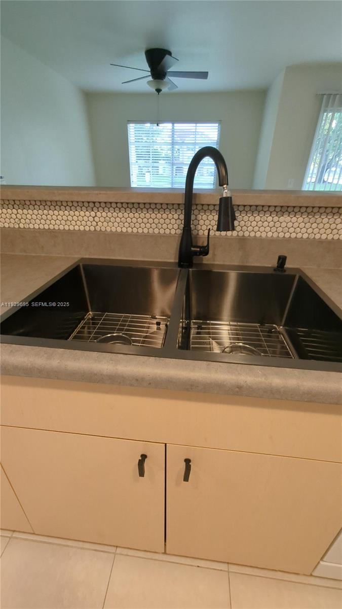 4220 San Marino Blvd 106